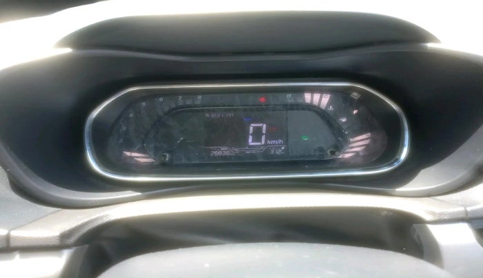 2022 Tata NEXON XM PLUS SUNROOF PETROL, Petrol, Manual, 26,938 km, interior