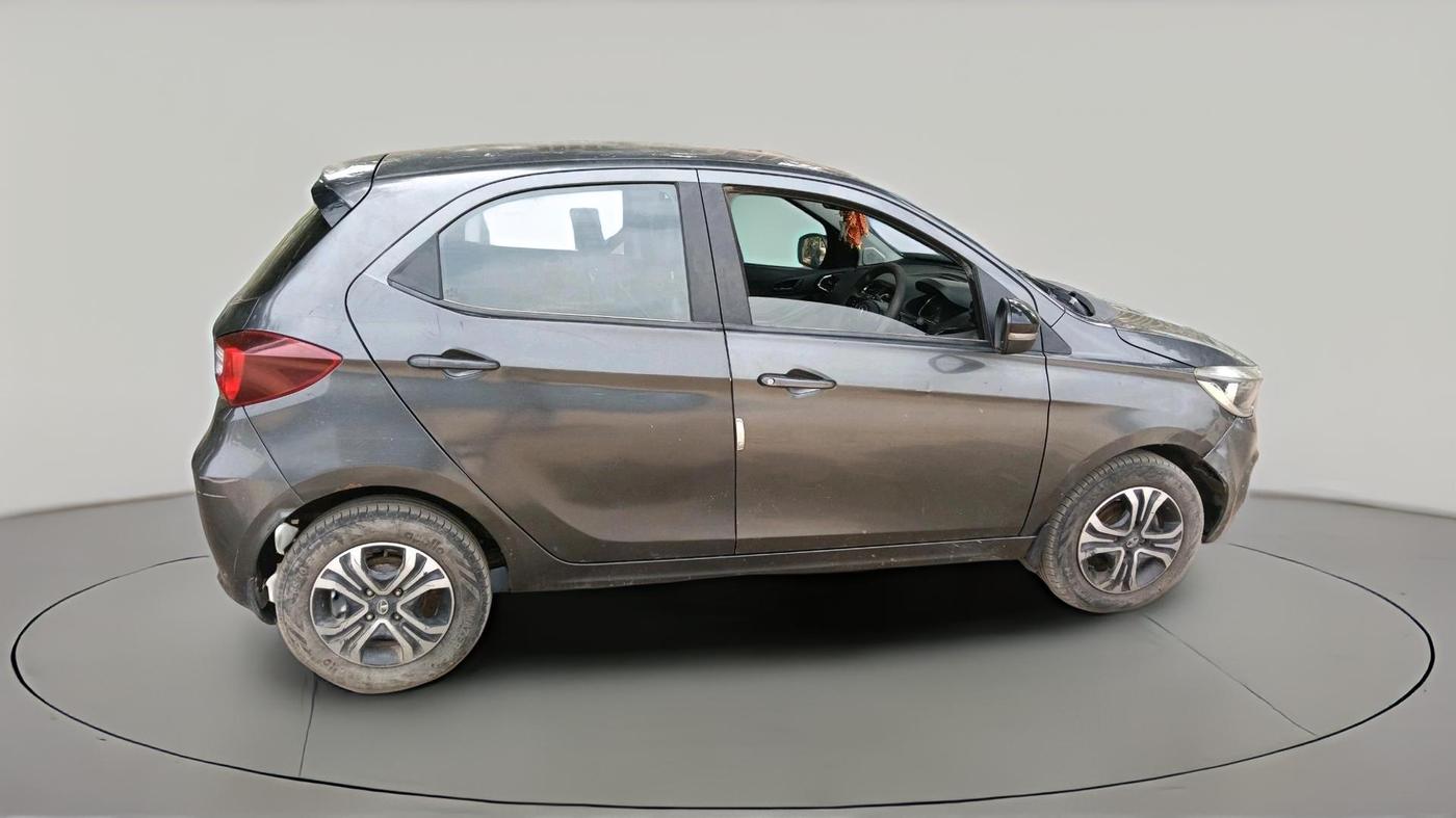 2022 Tata Tiago XT CNG, CNG, Manual, 1,15,079 km, exterior