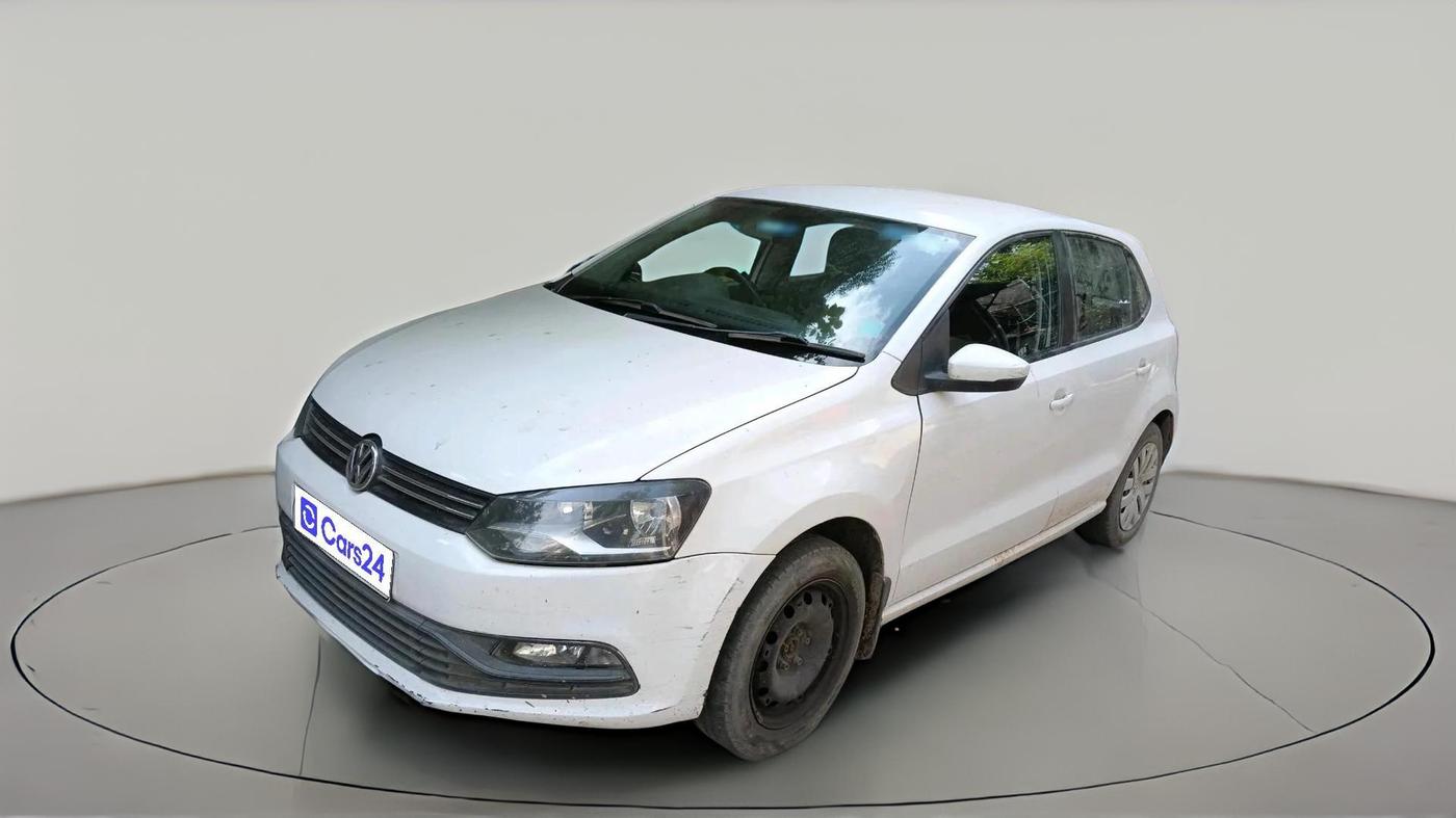 2016 Volkswagen Polo COMFORTLINE 1.2L, CNG, Manual, 1,04,378 km, exterior