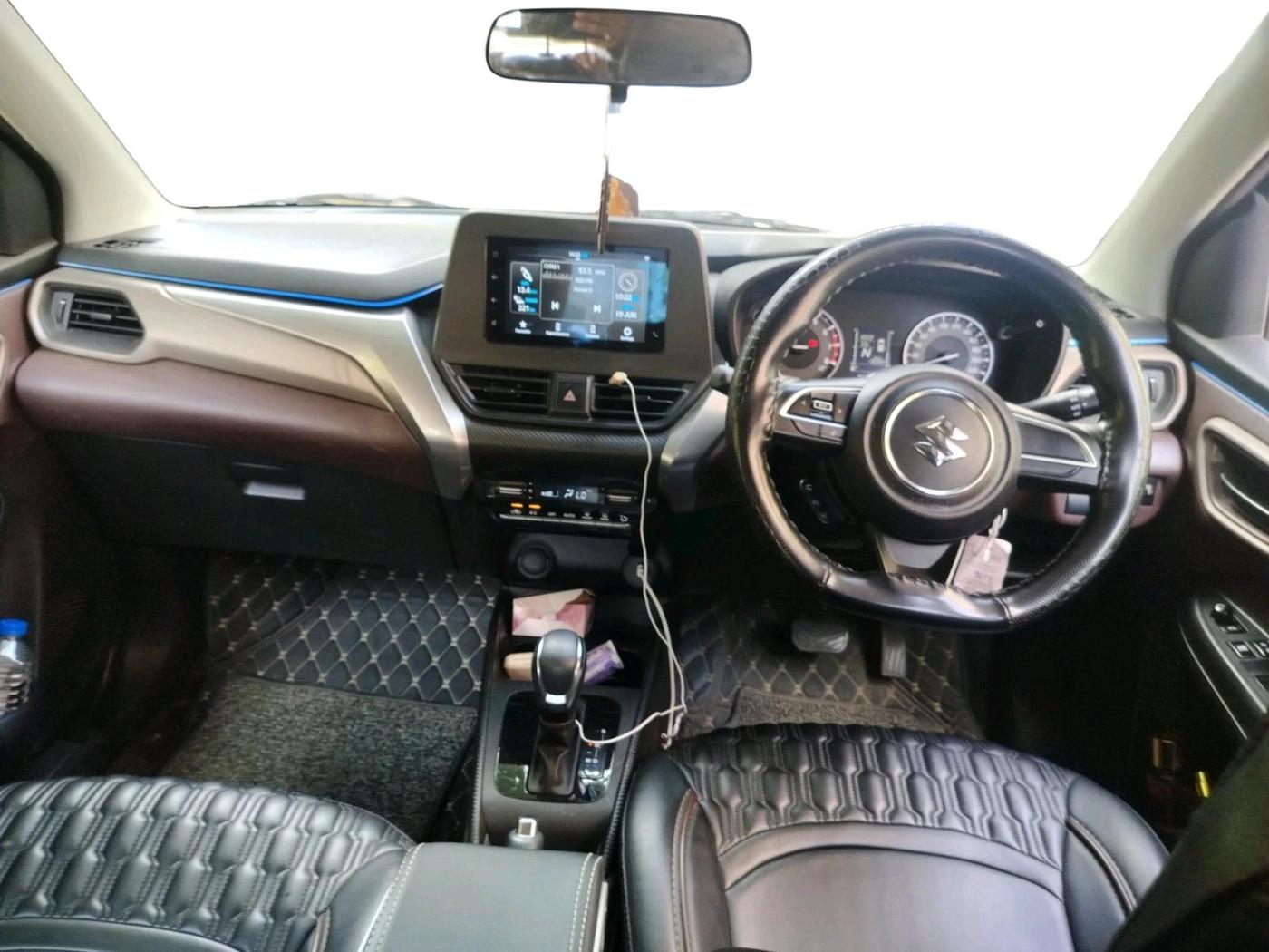 2024 Maruti FRONX DELTA PLUS 1.2L AGS, Petrol, Automatic, 25,988 km, interior
