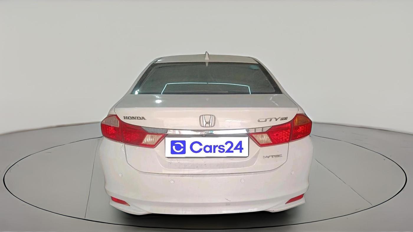 2015 Honda City 1.5L I-VTEC VX CVT, CNG, Automatic, 1,10,405 km, exterior