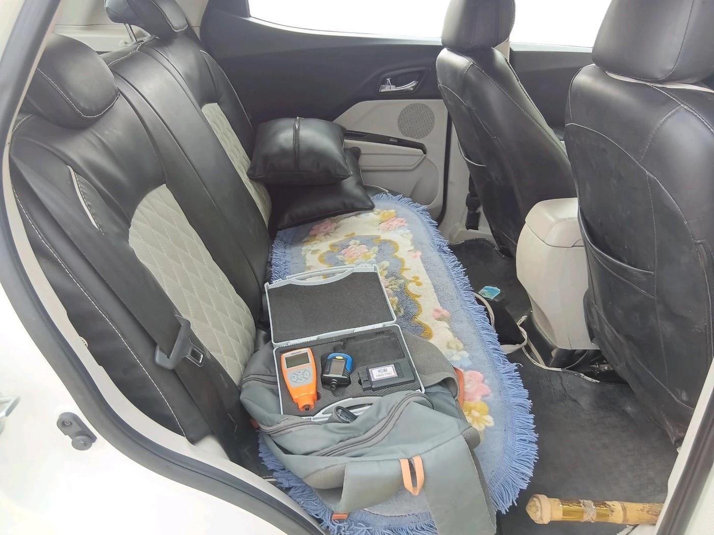2023 Mahindra XUV300 W8 1.5 DIESEL, Diesel, Manual, 45,072 km, interior