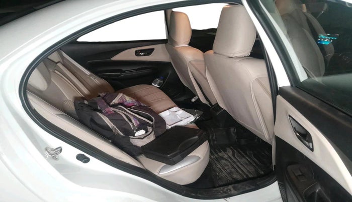 2024 Maruti Dzire ZXi CNG, CNG, Manual, 35,909 km, interior