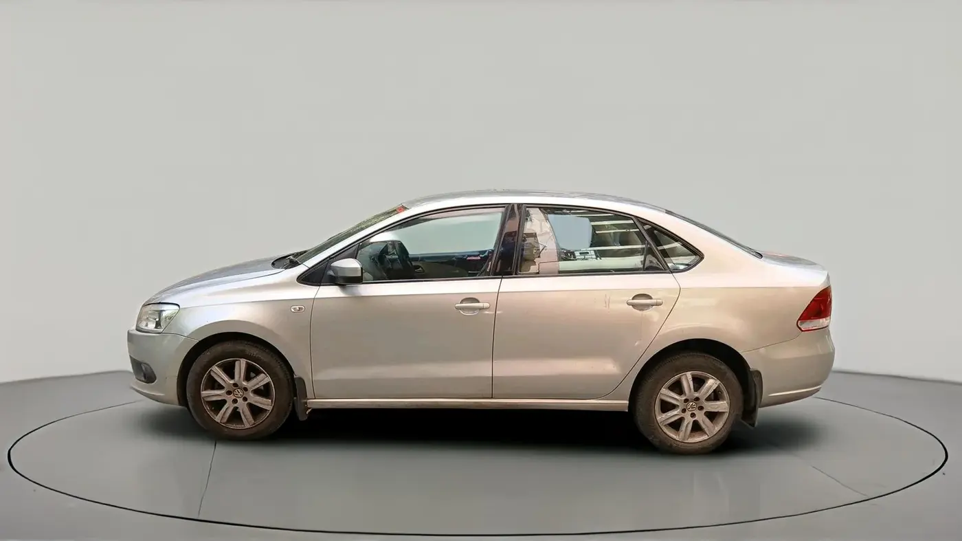 2013 Volkswagen Vento COMFORTLINE DIESEL 1.6, Diesel, Manual, 99,616 km, exterior