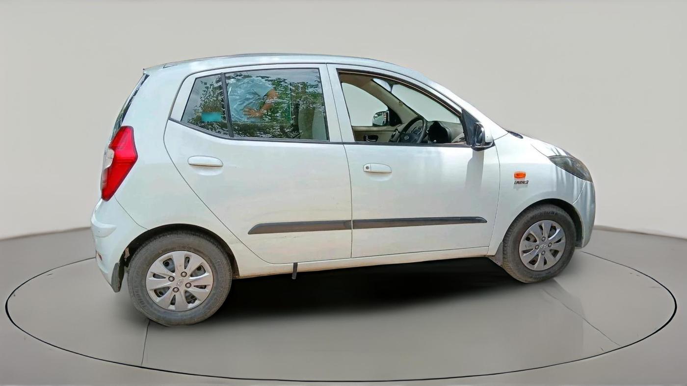 2013 Hyundai i10 MAGNA 1.1, Petrol, Manual, 90,960 km, exterior
