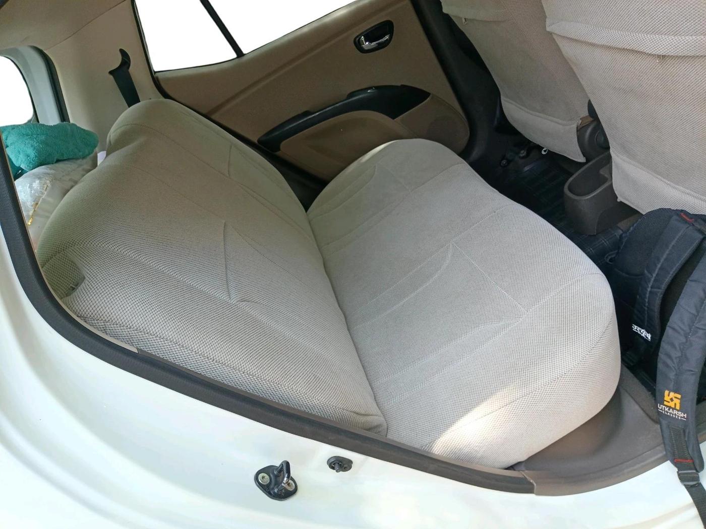 2013 Hyundai i10 MAGNA 1.1, Petrol, Manual, 90,960 km, interior