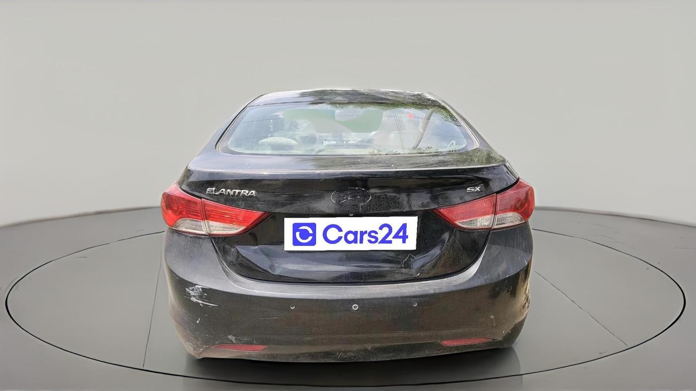 2013 Hyundai New Elantra 1.6 SX MT DIESEL, Diesel, Manual, 1,00,403 km, exterior