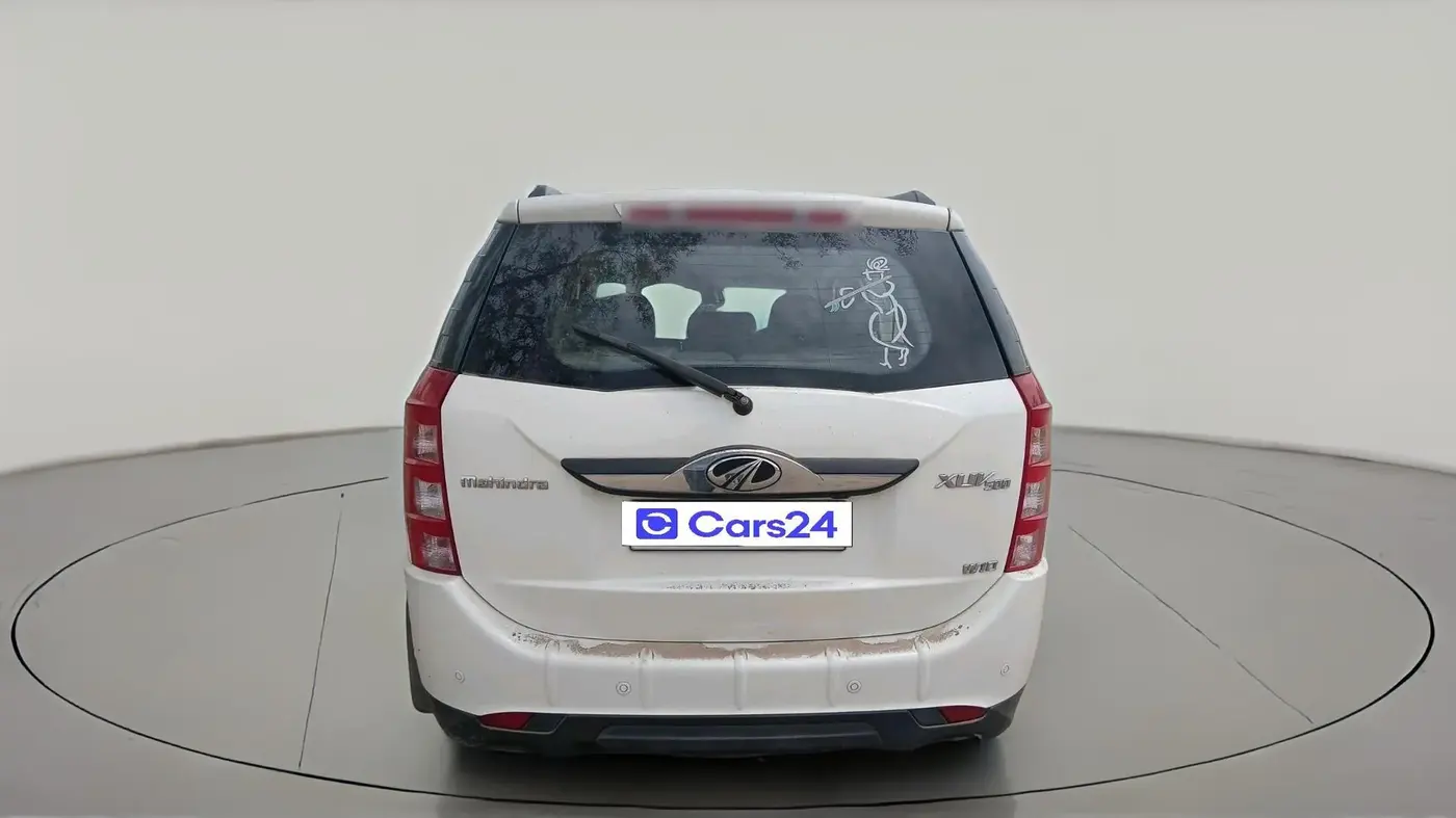 2018 Mahindra XUV500 W10, Diesel, Manual, 66,645 km, exterior