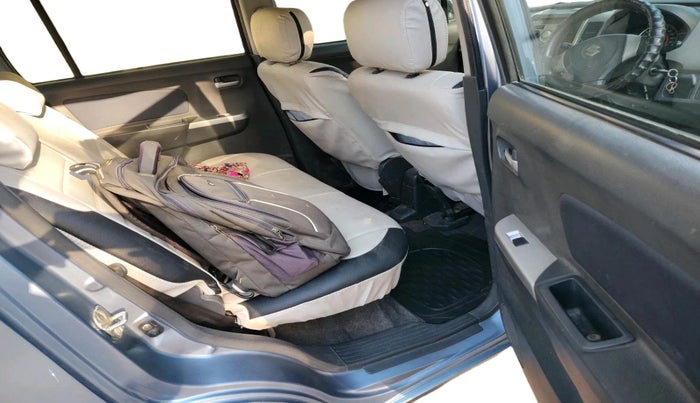 2011 Maruti Wagon R 1.0 VXI, Petrol, Manual, 60,354 km, interior