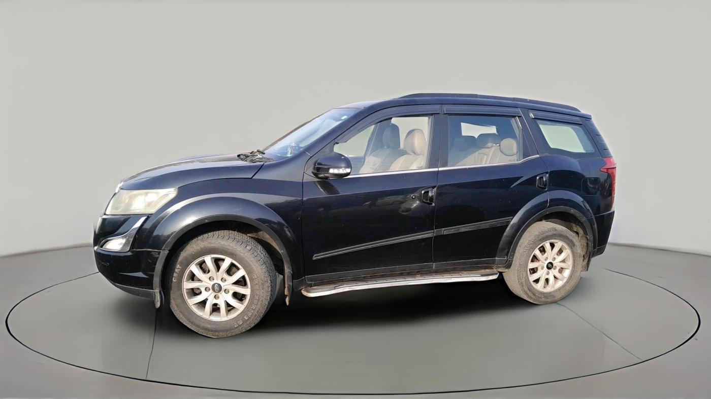 2015 Mahindra XUV500 W10, Diesel, Manual, 88,782 km, exterior