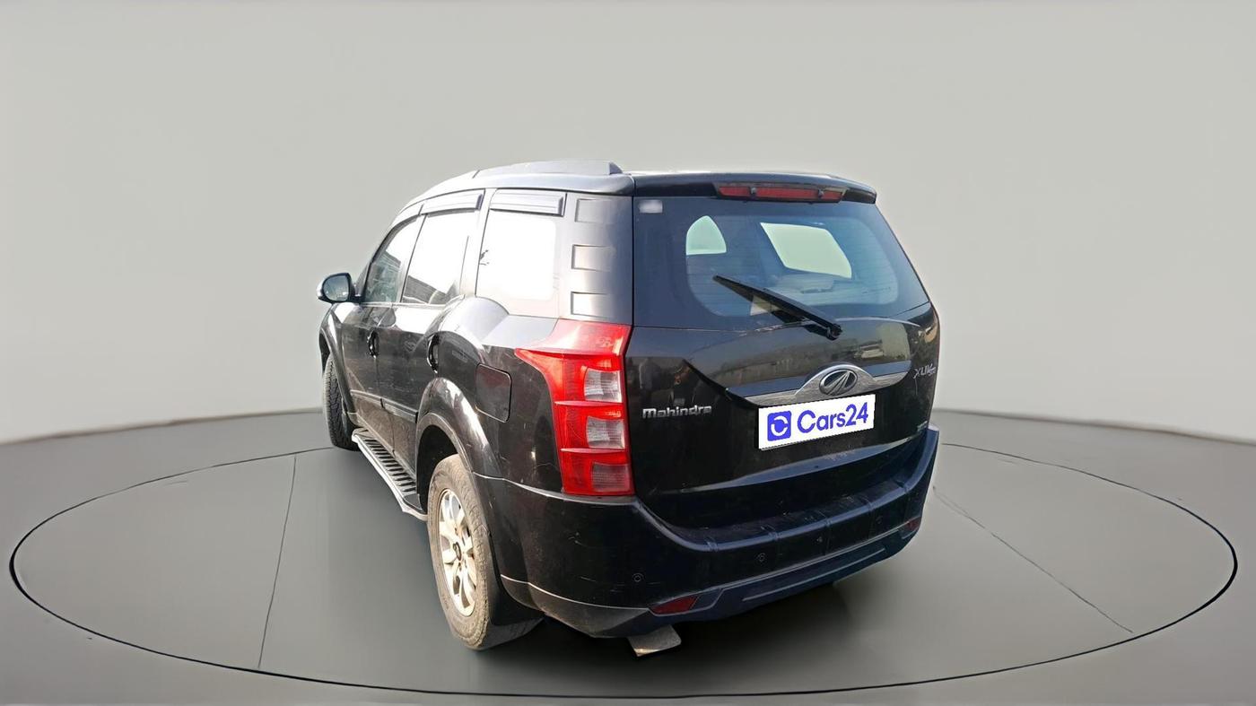 2015 Mahindra XUV500 W10, Diesel, Manual, 88,782 km, exterior