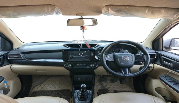2021 Honda Amaze 1.2L I-VTEC V, Petrol, Manual, 1,40,360 km, interior