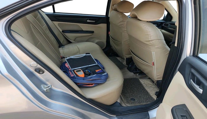 2021 Honda Amaze 1.2L I-VTEC V, Petrol, Manual, 1,40,360 km, interior