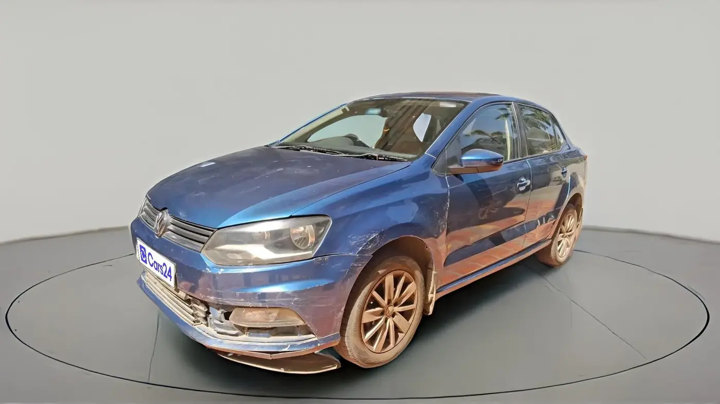 2017 Volkswagen Ameo HIGHLINE1.5L, Diesel, Manual, 1,70,068 km, exterior