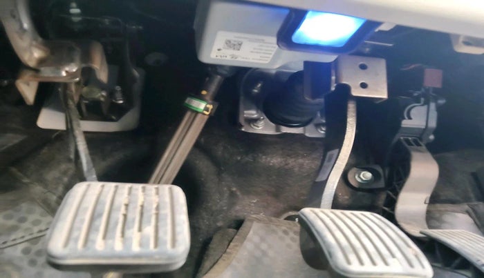 2023 Hyundai GRAND I10 NIOS SPORTZ 1.2 KAPPA VTVT CNG, CNG, Manual, 69,800 km, interior