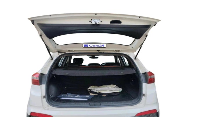 2017 Hyundai Creta SX PLUS AT 1.6 DIESEL, Diesel, Automatic, 1,80,579 km, exterior