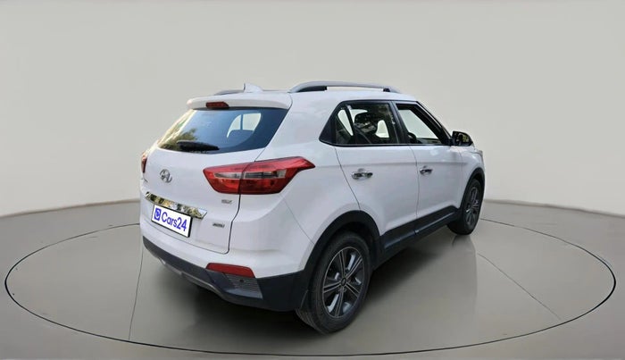 2017 Hyundai Creta SX PLUS AT 1.6 DIESEL, Diesel, Automatic, 1,80,579 km, exterior