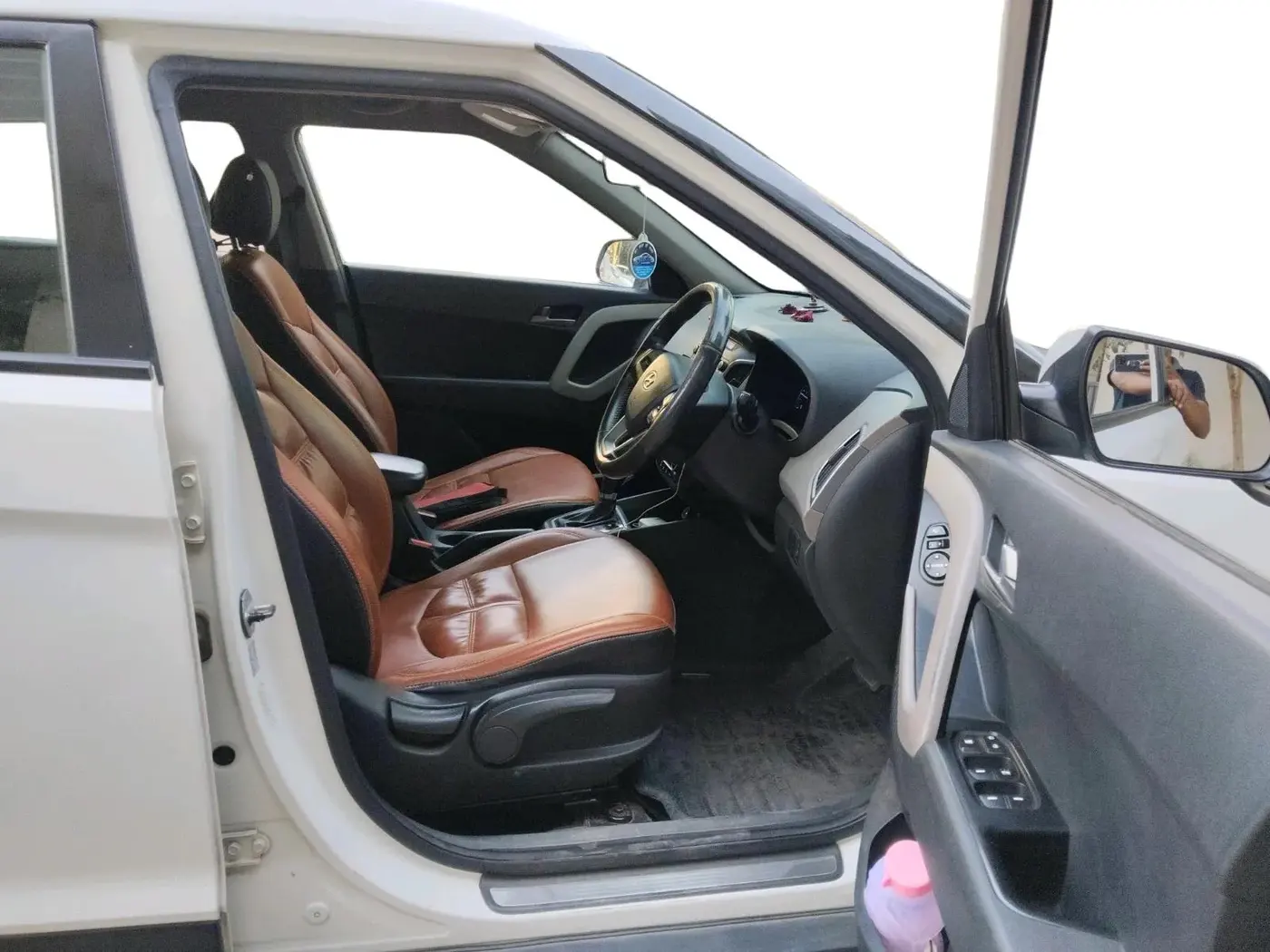 2017 Hyundai Creta SX PLUS AT 1.6 DIESEL, Diesel, Automatic, 1,80,579 km, interior