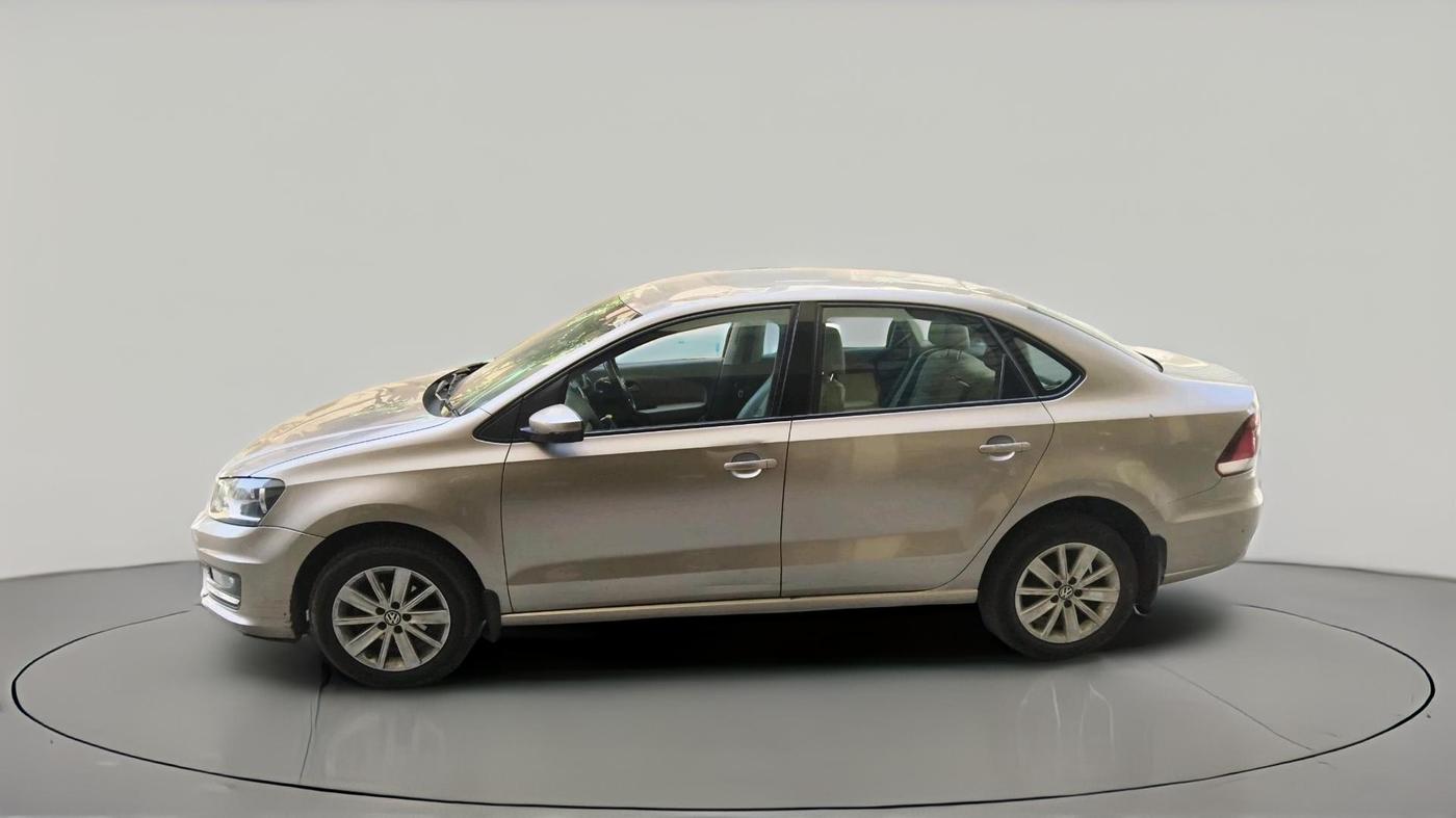 2017 Volkswagen Vento HIGHLINE DIESEL 1.5, Diesel, Manual, 1,13,369 km, exterior