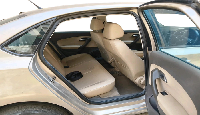 2017 Volkswagen Vento HIGHLINE DIESEL 1.5, Diesel, Manual, 1,13,369 km, interior