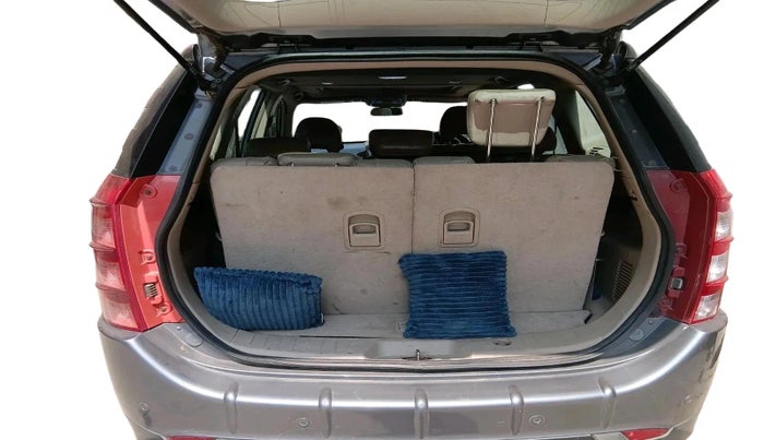 2015 Mahindra XUV500 W10, Diesel, Manual, 86,170 km, exterior