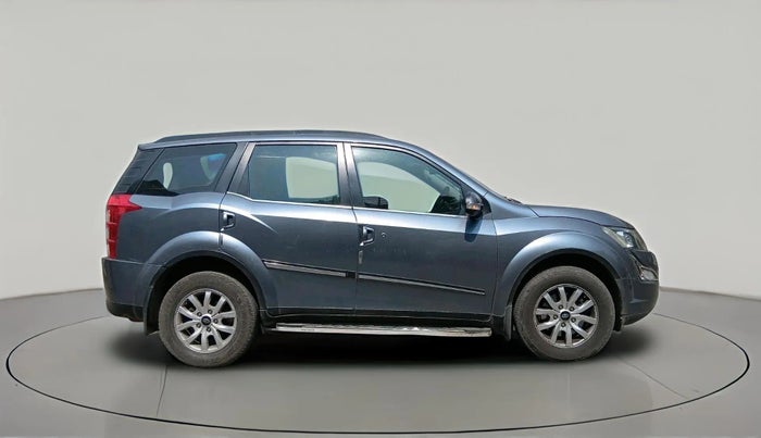 2015 Mahindra XUV500 W10, Diesel, Manual, 86,170 km, exterior