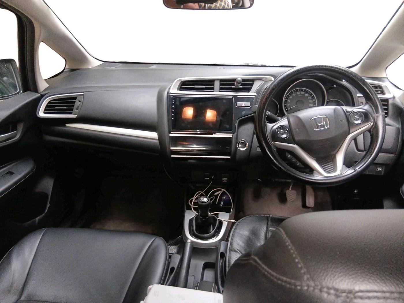2018 Honda WR-V 1.5L I-DTEC VX MT, Diesel, Manual, 69,276 km, interior