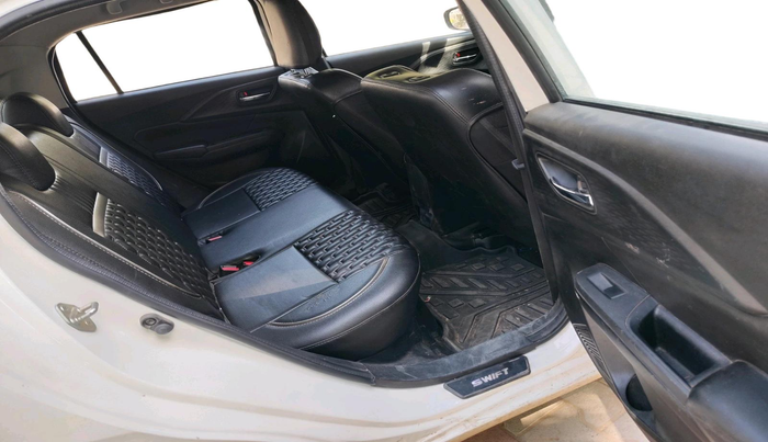 2025 Maruti Swift VXi, Petrol, Manual, 34,357 km, interior