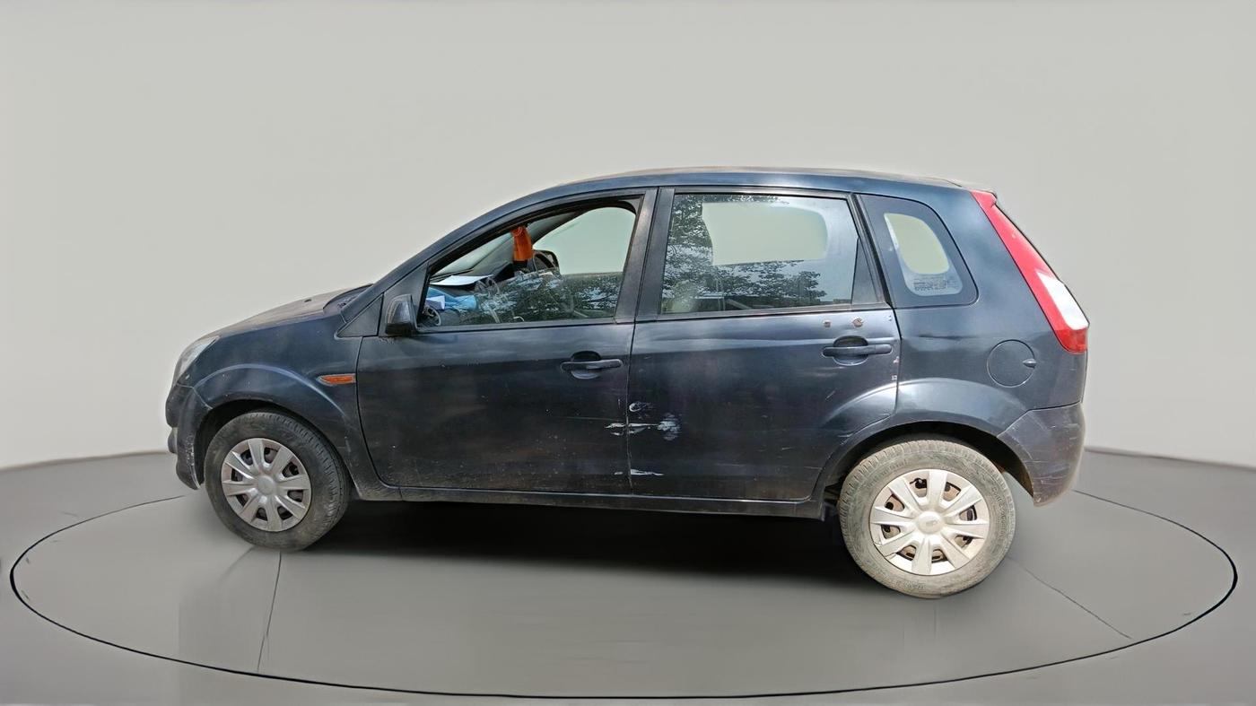 2013 Ford Figo ZXI 1.4 DIESEL, Diesel, Manual, 1,06,617 km, exterior