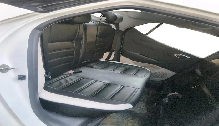 2023 Hyundai AURA SX 1.2 CNG, CNG, Manual, 31,568 km, interior