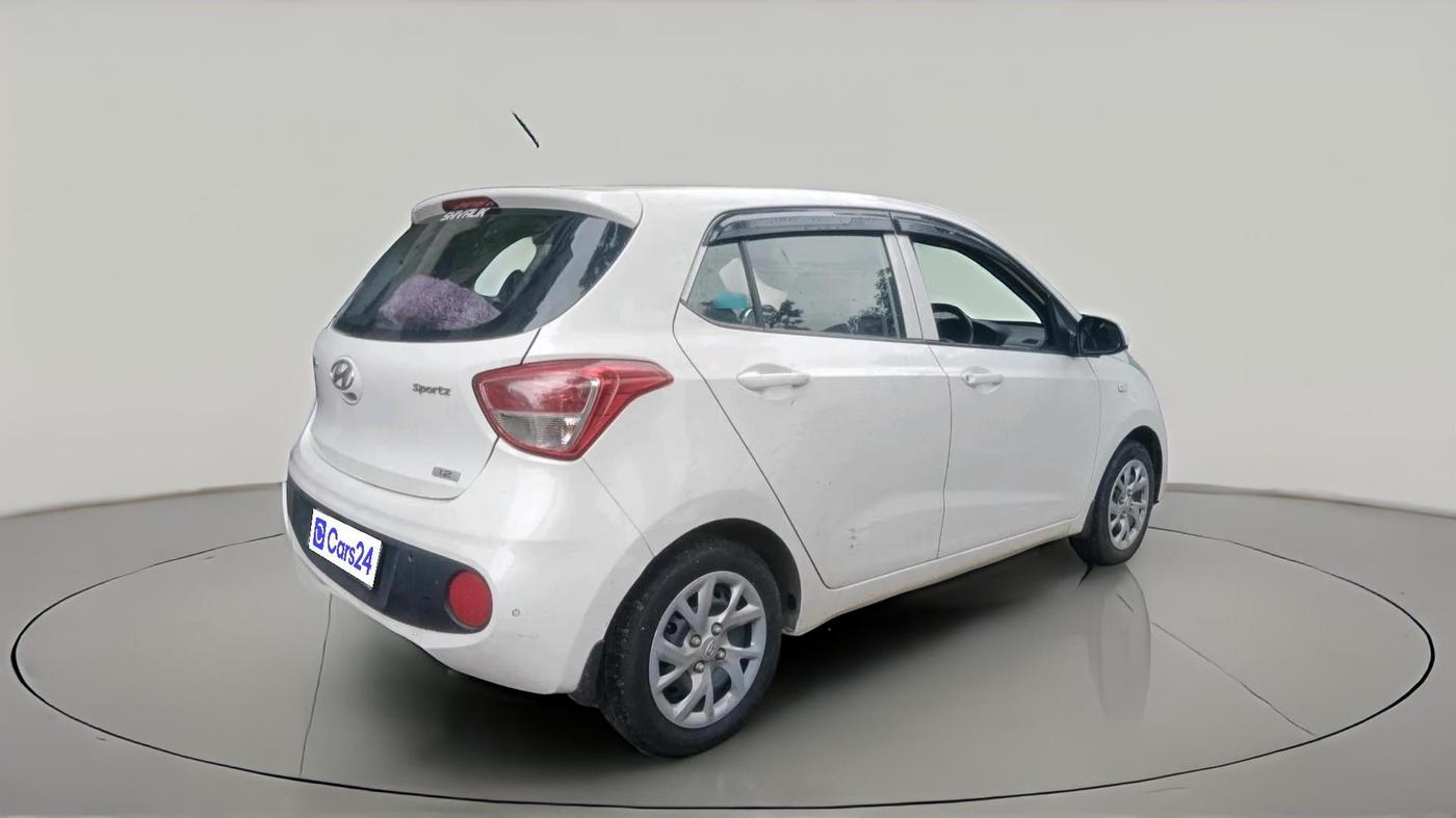 2017 Hyundai Grand i10 SPORTZ 1.2 KAPPA VTVT, Petrol, Manual, 69,300 km, exterior