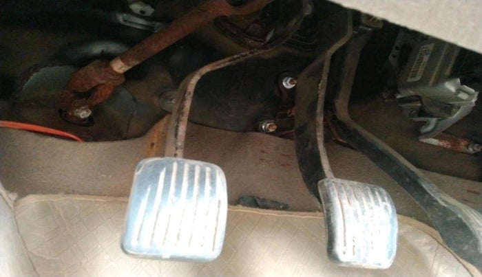 2011 Hyundai Accent GLE, CNG, Manual, 84,849 km, interior