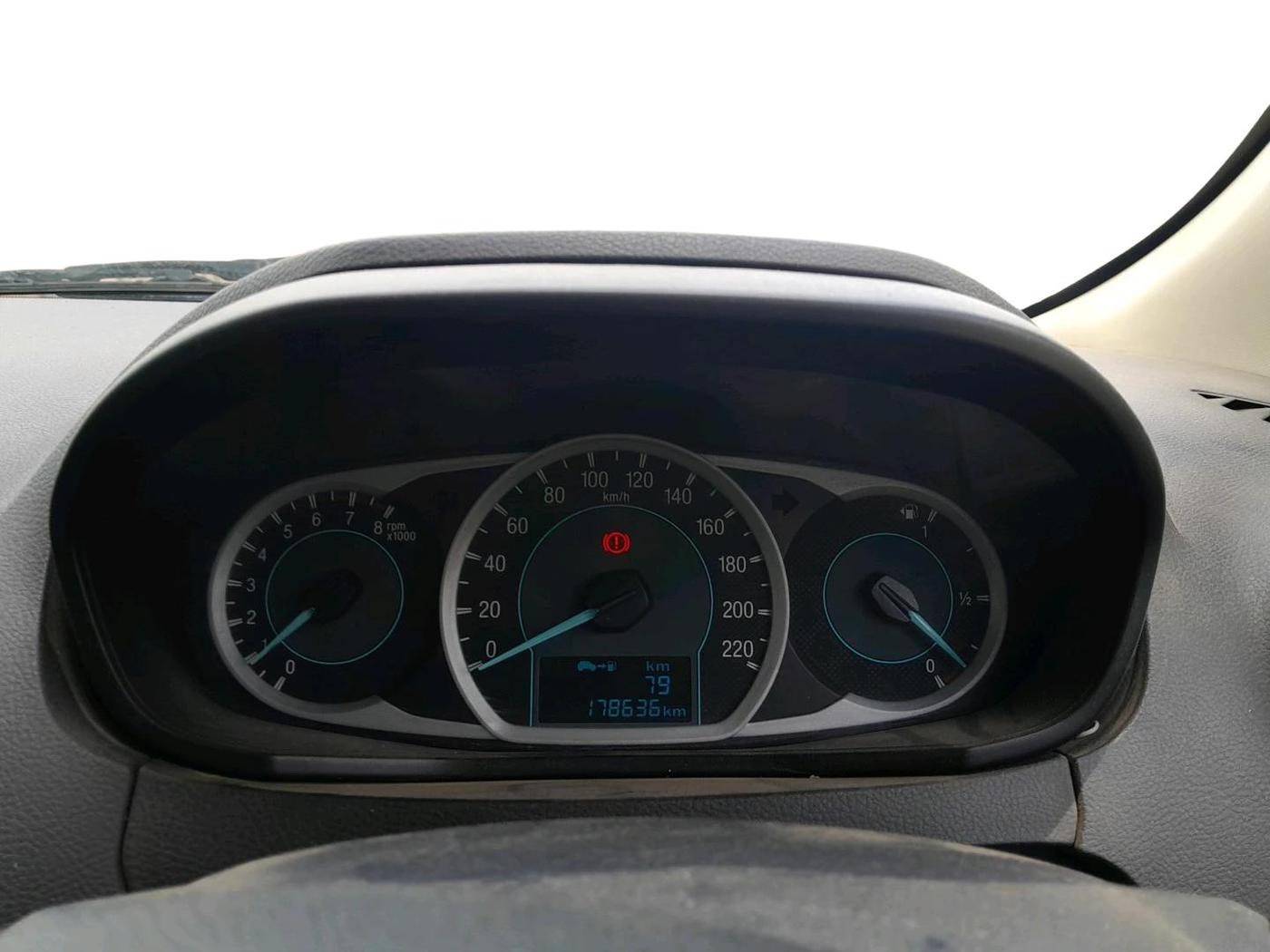2015 Ford Figo Aspire TREND 1.2 PETROL, Petrol, Manual, 1,78,636 km, interior