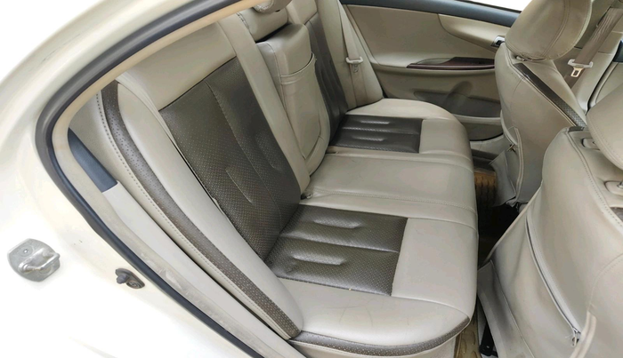 2012 Toyota Corolla Altis G DIESEL, Diesel, Manual, 1,30,069 km, interior