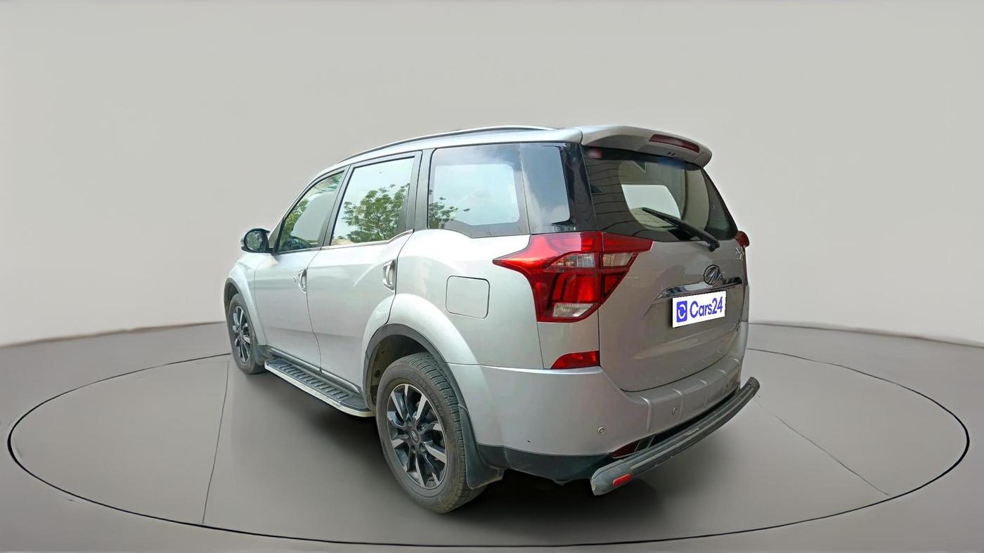 2019 Mahindra XUV500 W11 AT, Diesel, Automatic, 86,940 km, exterior