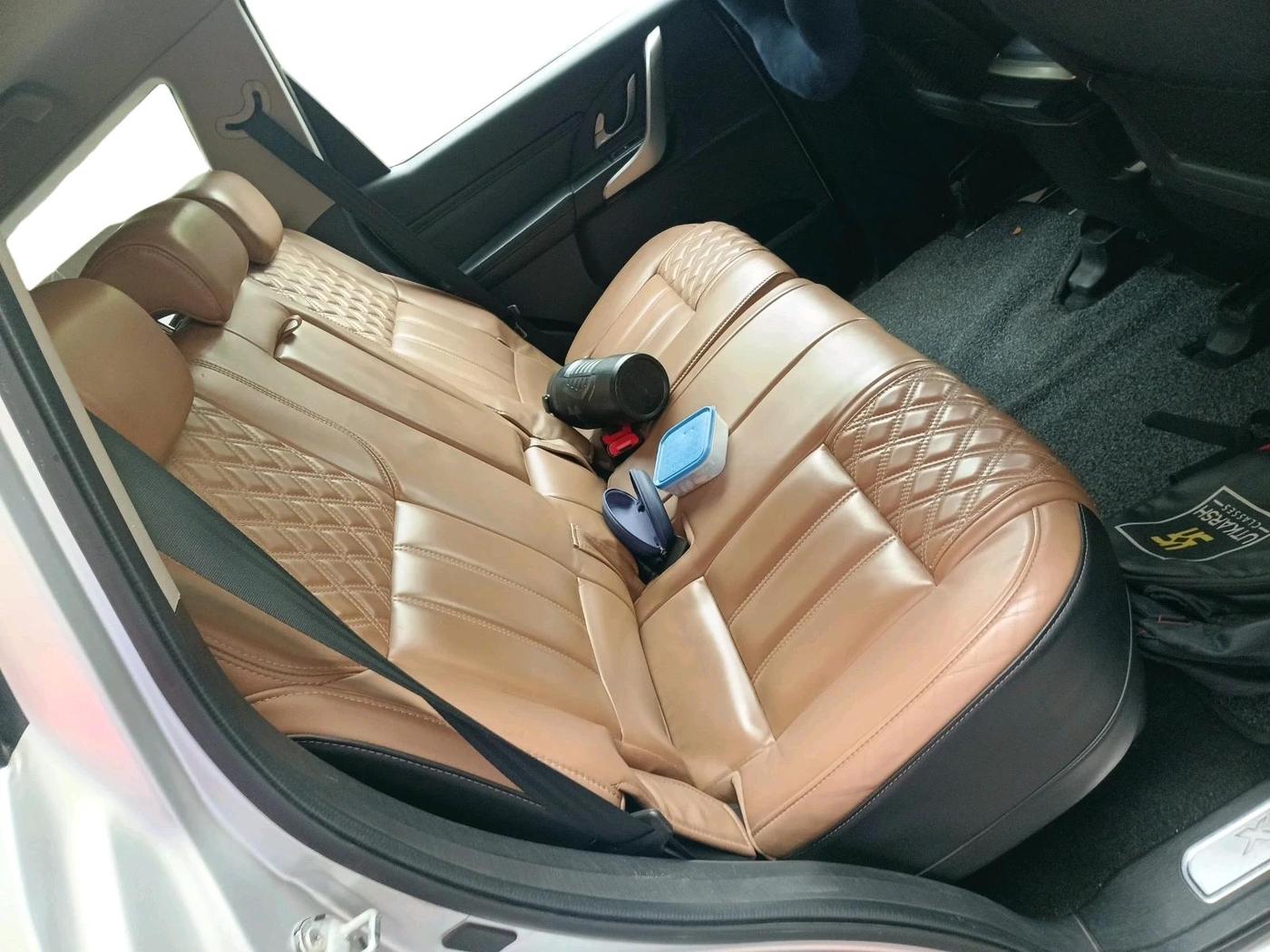 2019 Mahindra XUV500 W11 AT, Diesel, Automatic, 86,940 km, interior