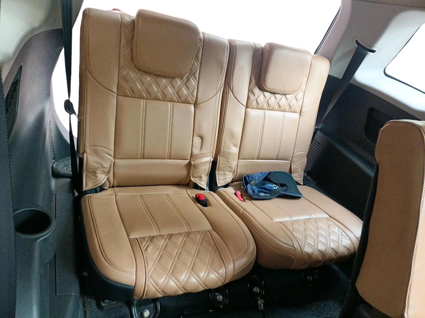 2019 Mahindra XUV500 W11 AT, Diesel, Automatic, 86,940 km, interior