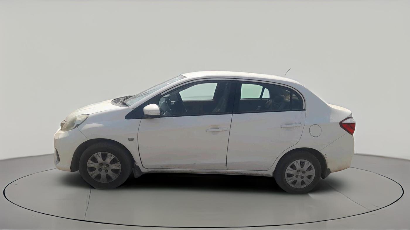 2016 Honda Amaze 1.2L I-VTEC S, CNG, Manual, 1,06,448 km, exterior