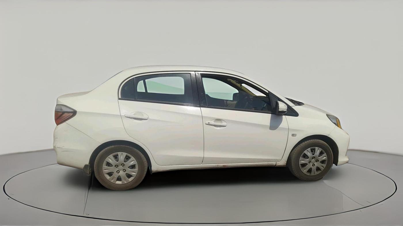 2016 Honda Amaze 1.2L I-VTEC S, CNG, Manual, 1,06,448 km, exterior