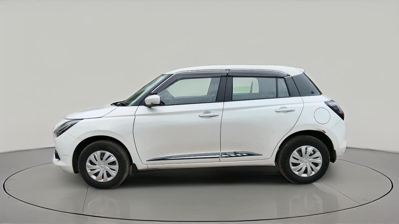 2025 Maruti Swift VXI 1.2L CNG, CNG, Manual, 17,103 km, exterior