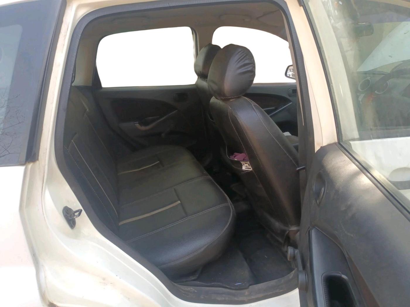 2011 Ford Figo EXI 1.4 DIESEL, Diesel, Manual, 1,19,583 km, interior