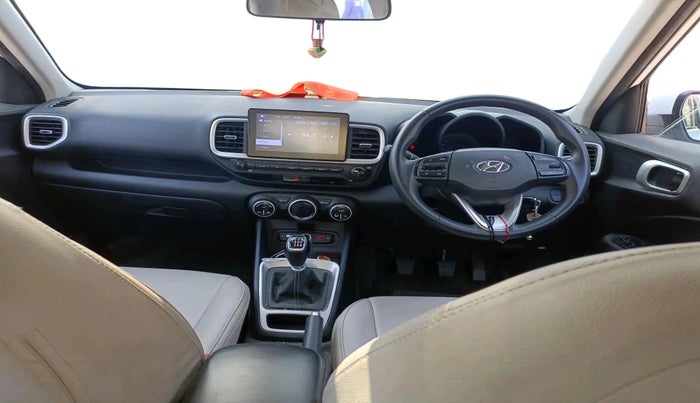 2022 Hyundai VENUE SX 1.0 TURBO, Petrol, Manual, 66,717 km, interior