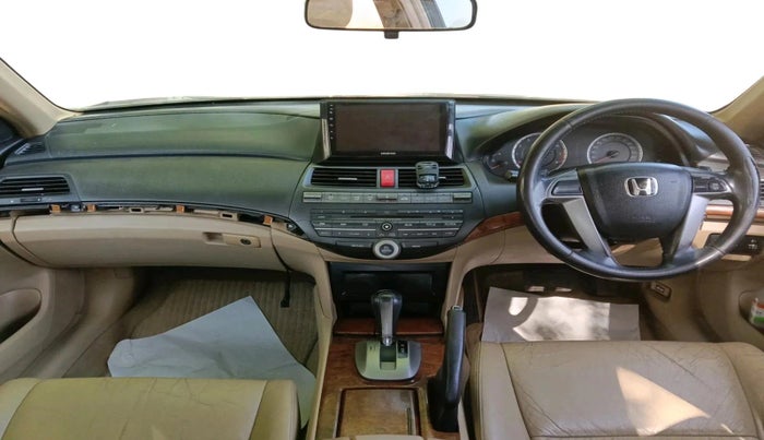2011 Honda Accord 2.4L I-VTEC AT, Petrol, Automatic, 1,16,063 km, interior