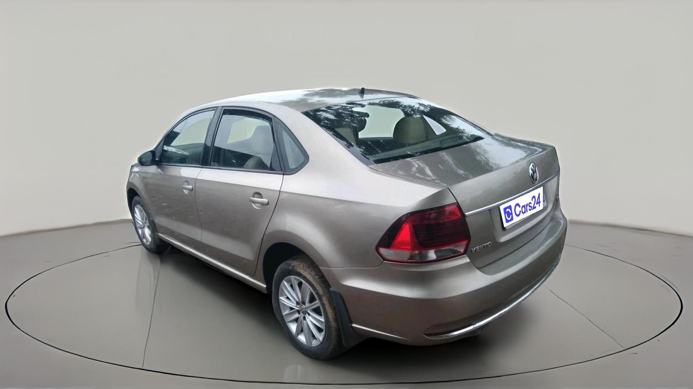 2016 Volkswagen Vento HIGHLINE PETROL AT, Petrol, Automatic, 77,334 km, exterior