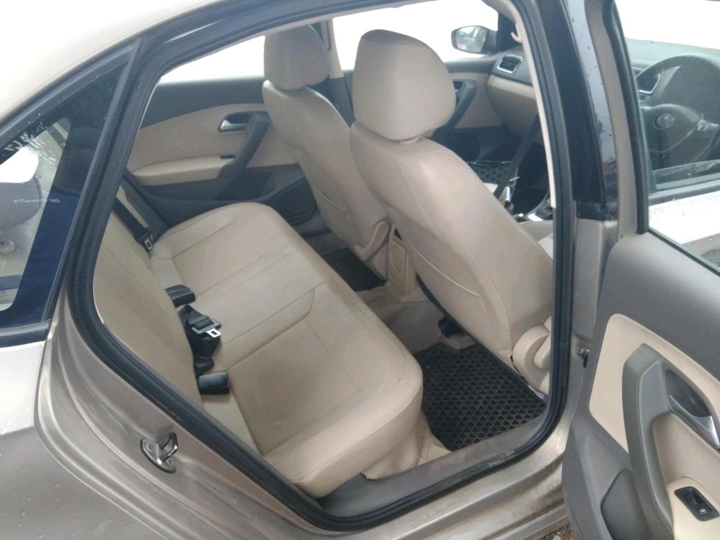 2016 Volkswagen Vento HIGHLINE PETROL AT, Petrol, Automatic, 77,334 km, interior