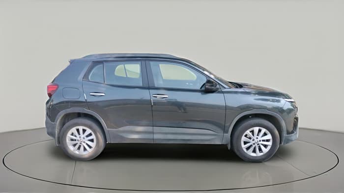2026 Skoda Kylaq Signature Plus AT, Petrol, Automatic, 5,791 km, exterior