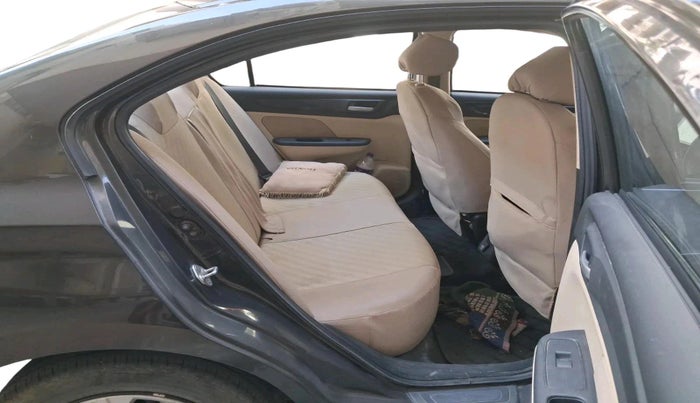 2018 Honda Amaze 1.2L I-VTEC S, CNG, Manual, 25,059 km, interior