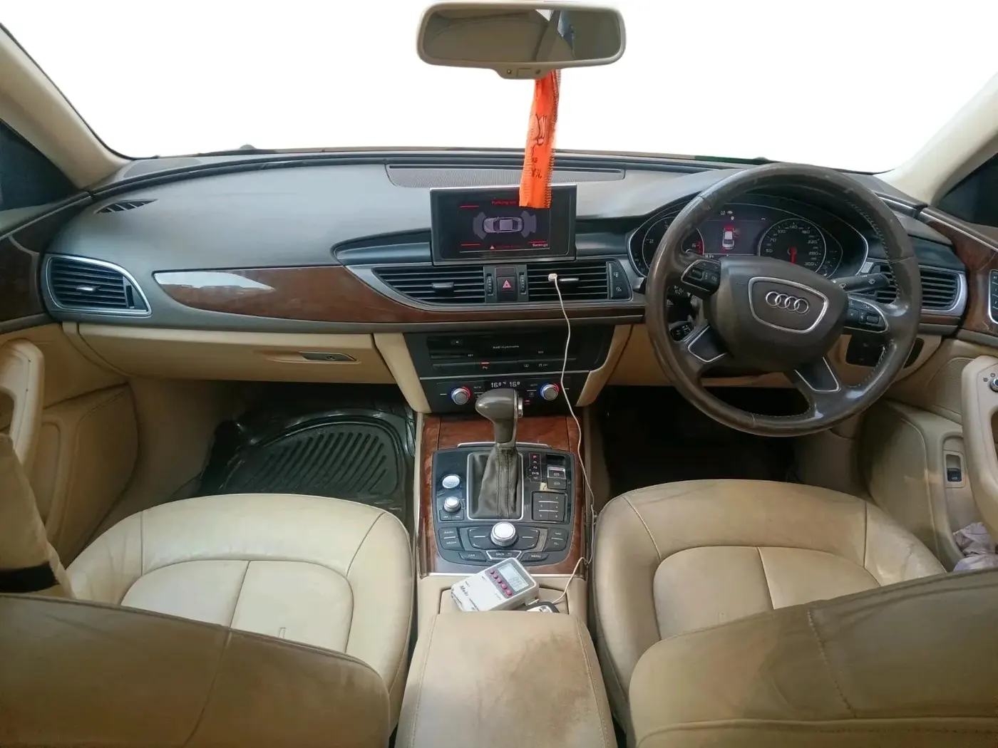 2013 Audi A6 2.0 TDI PREMIUM, Diesel, Automatic, 1,29,626 km, interior
