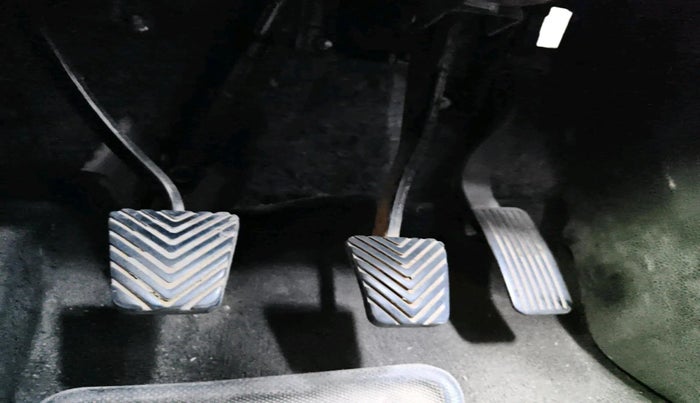 2023 KIA CARENS PREMIUM 1.5 PETROL 7 STR, Petrol, Manual, 1,05,769 km, interior