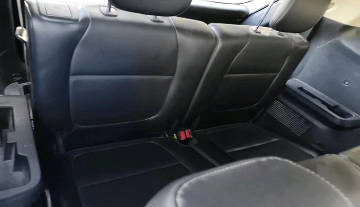 2023 KIA CARENS PREMIUM 1.5 PETROL 7 STR, Petrol, Manual, 1,05,769 km, interior